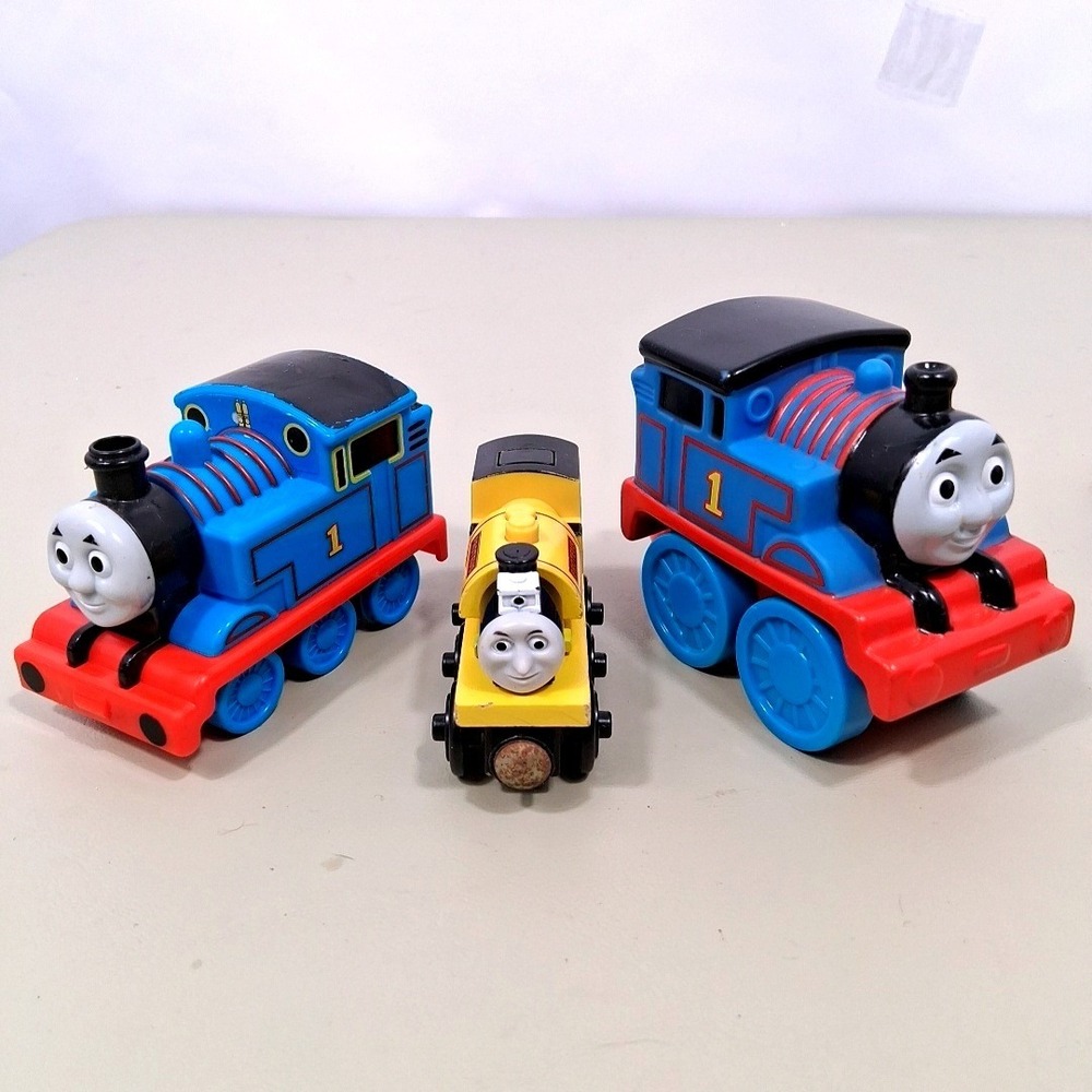 Thomas & Friends Train Lot of 3 Push Along Thomas Wooden Railway Proteus Kids